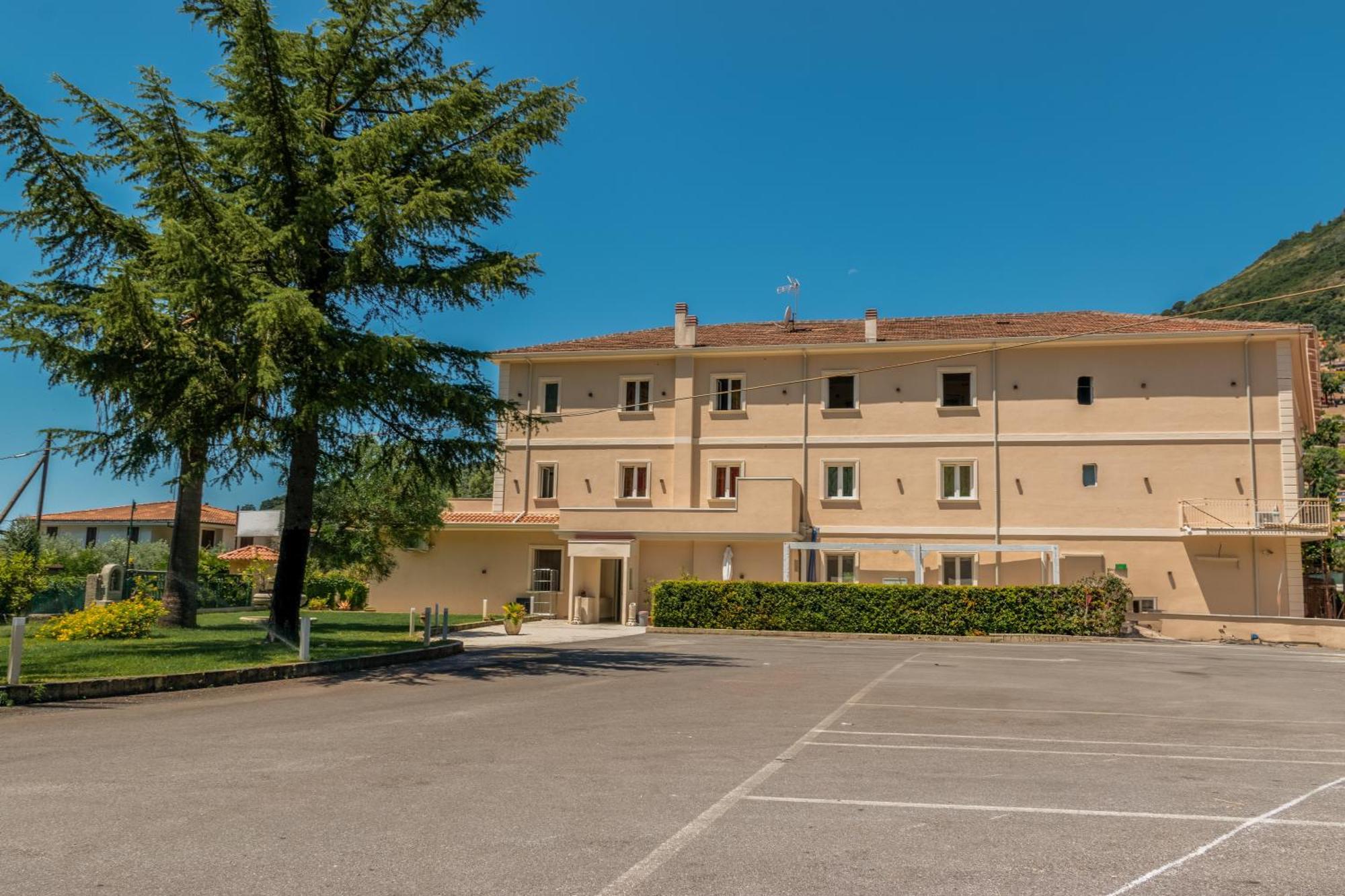 Hotel Ristorante La Mimosa Lamezia Terme Exteriör bild
