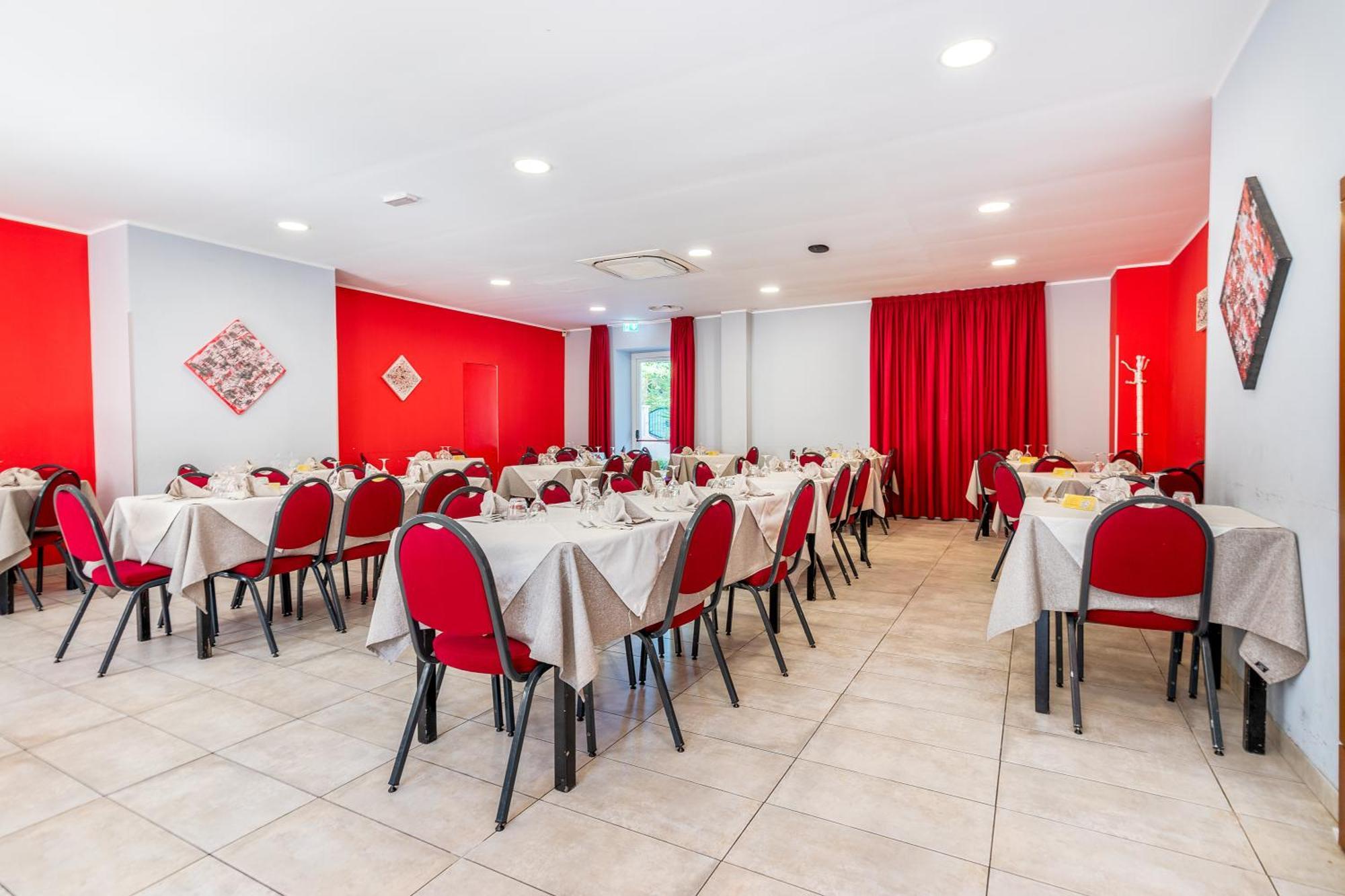 Hotel Ristorante La Mimosa Lamezia Terme Exteriör bild