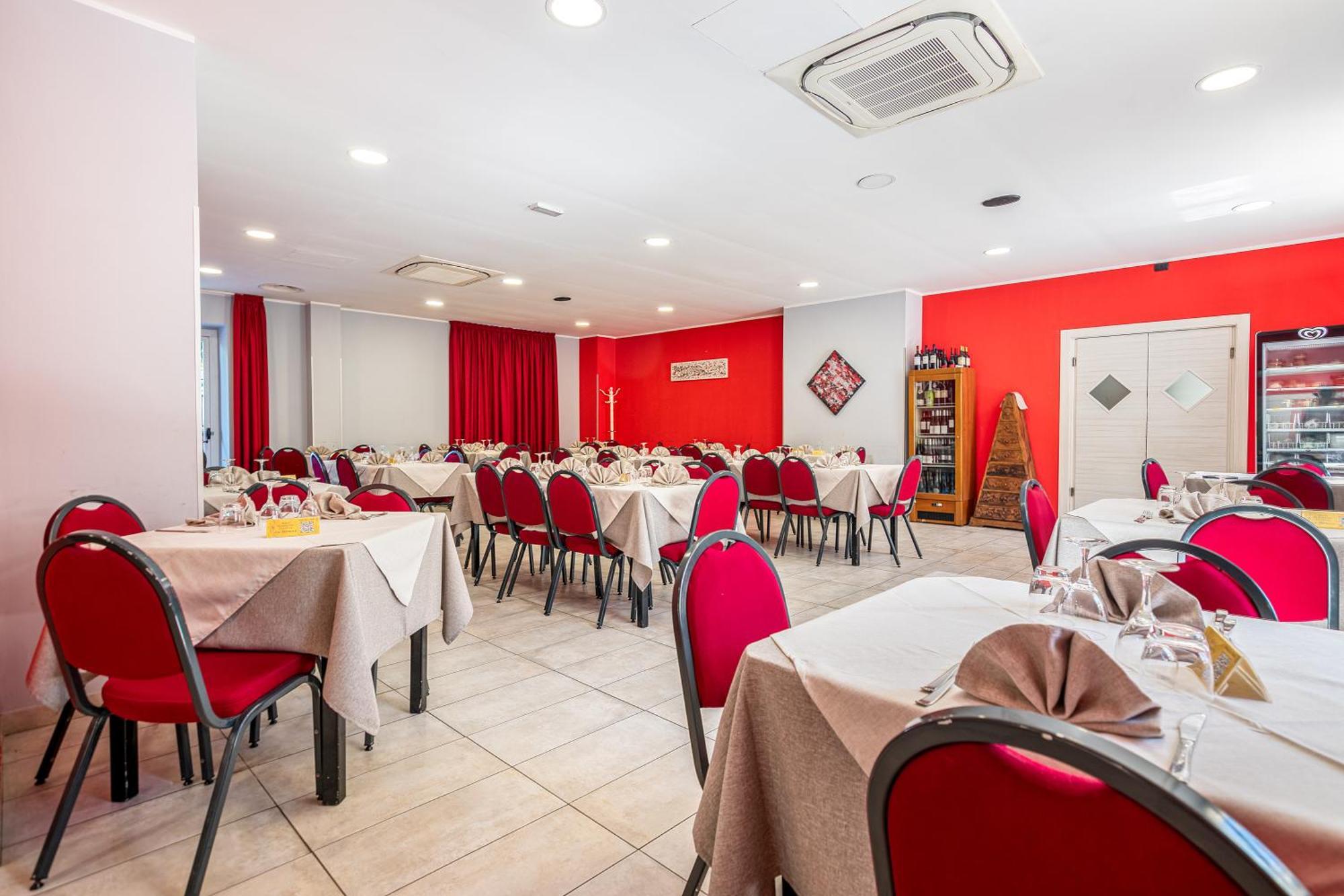 Hotel Ristorante La Mimosa Lamezia Terme Exteriör bild