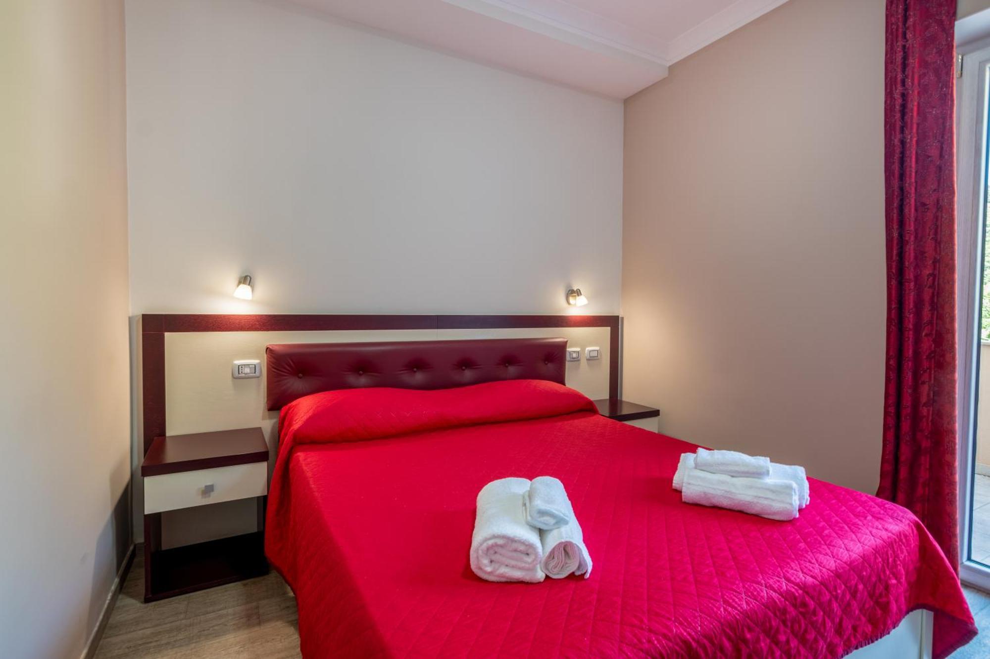 Hotel Ristorante La Mimosa Lamezia Terme Exteriör bild